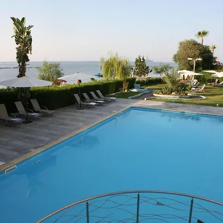 The Ermitage On The Beach 3*